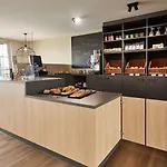 Villa Luxury With Sauna, 200 M From The Area *