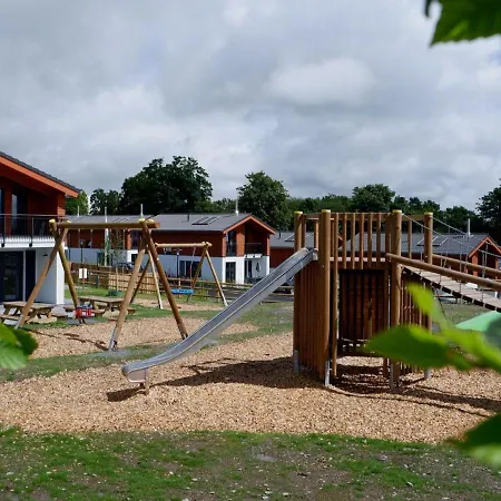 Villa Luxury With Sauna, 200 M From The Area