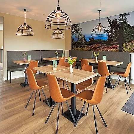 Villa Luxury With Sauna, 200 M From The Area Winterberg